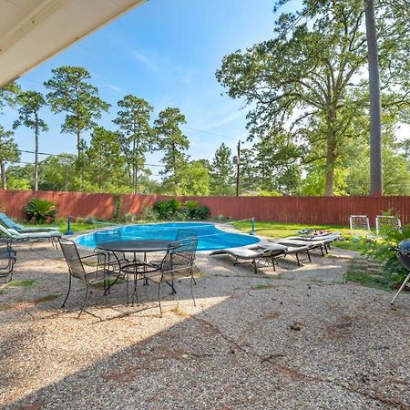 Pool Oasis Games Wifi Bbq Yard Sleep 16 Villa Houston Exterior photo